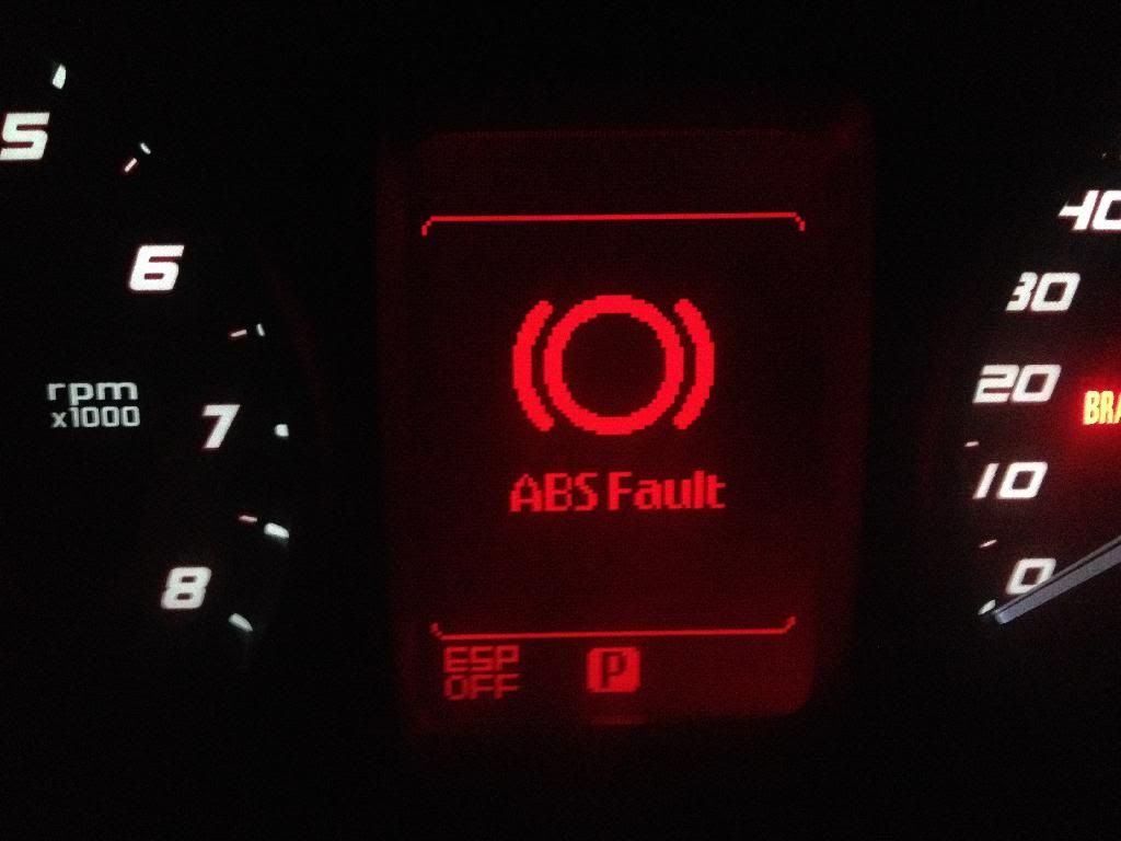 Abs fault / brake / stability control off / x contact dealer Pontiac